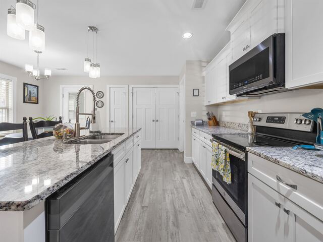 Photo of 17 Pamela Drive