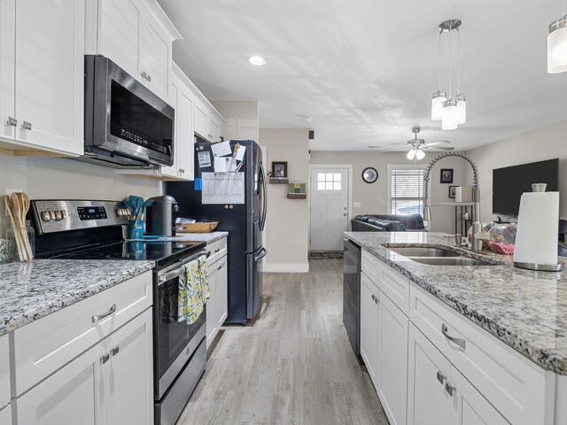 Photo of 17 Pamela Drive