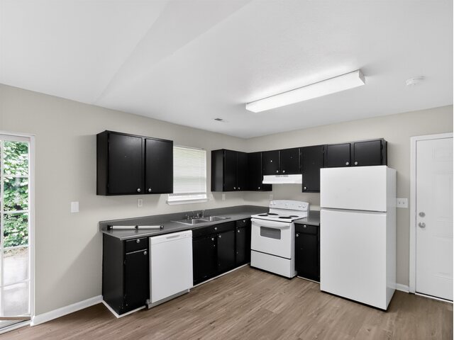Photo of 1872 Tamara Way