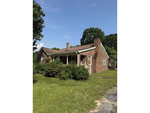 Photo of 13 White Oak Road