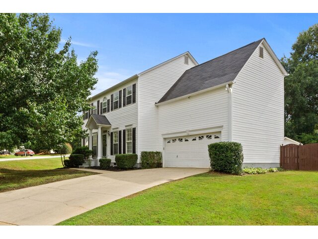 Photo of 1 Glencove Court