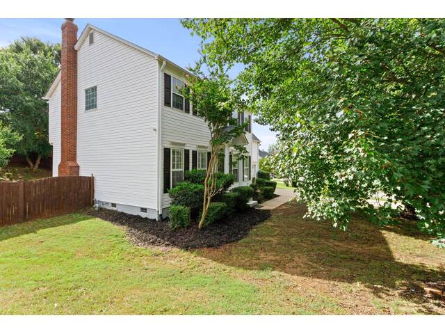 Photo of 1 Glencove Court