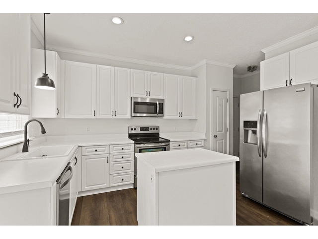 Photo of 1 Glencove Court