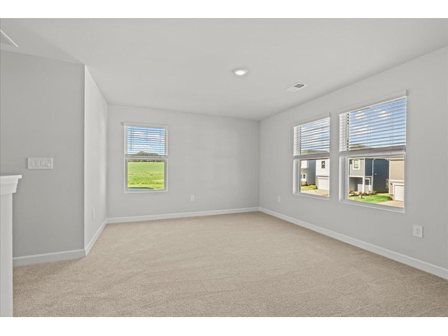 Photo of 407 Shortleaf Lane