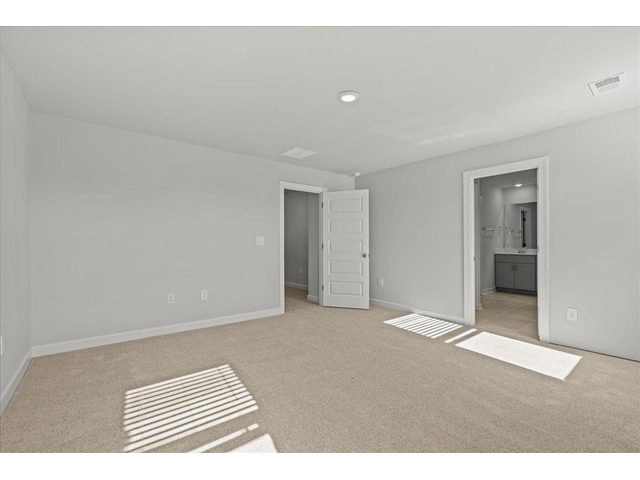 Photo of 407 Shortleaf Lane