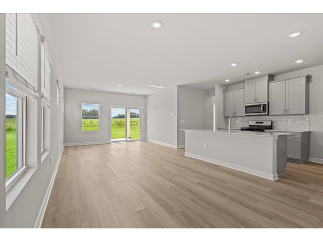 Photo of 407 Shortleaf Lane