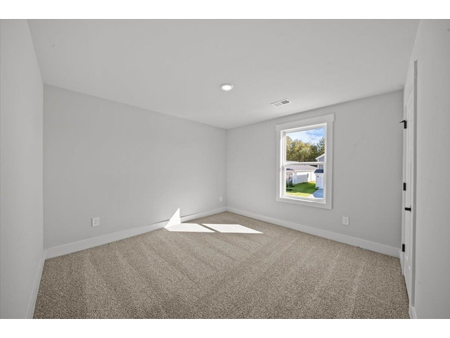 Photo of 136 Willoughby Way