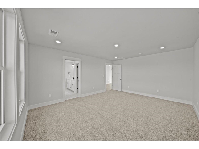 Photo of 136 Willoughby Way