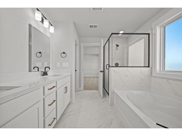 Photo of 136 Willoughby Way