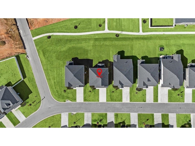 Photo of 136 Willoughby Way