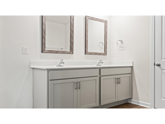 Photo of 521 Cordgrass Road