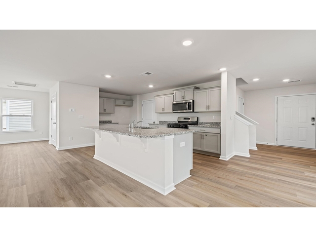 Photo of 521 Cordgrass Road