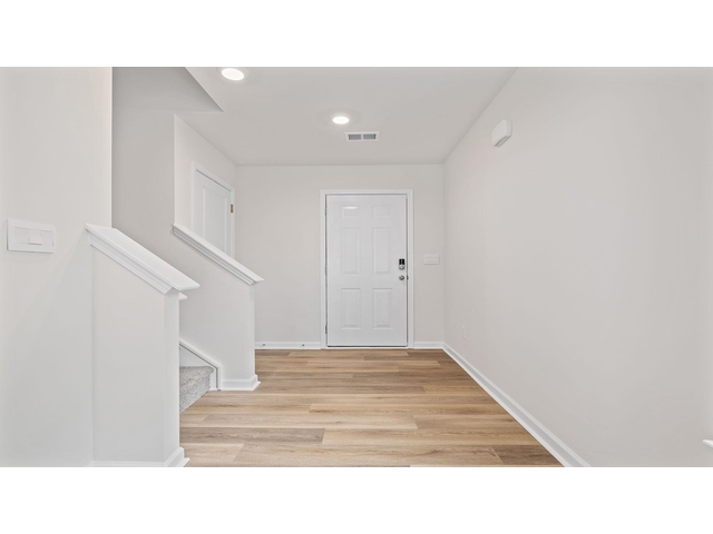 Photo of 521 Cordgrass Road