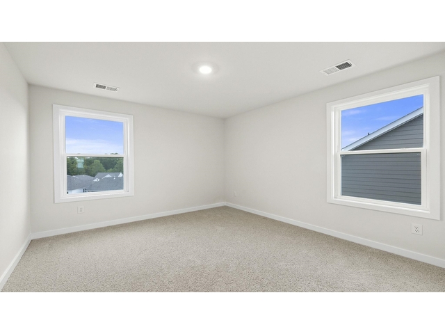 Photo of 421 Barred Owl Road