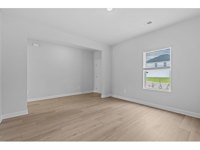 Photo of 184 Lavinia Circle