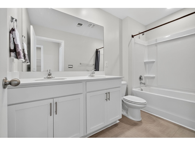 Photo of 1013 Bridlebrook Trail