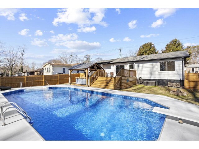 Photo of 204 Paris View Drive