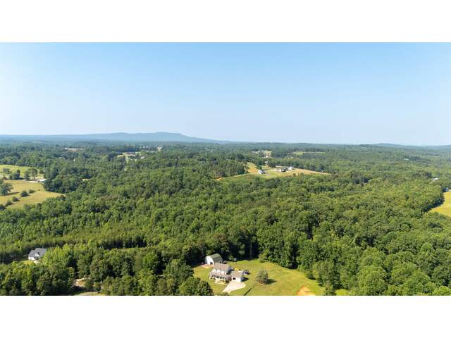 Photo of 7004 Mountain View Road