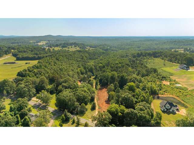 Photo of 7004 Mountain View Road
