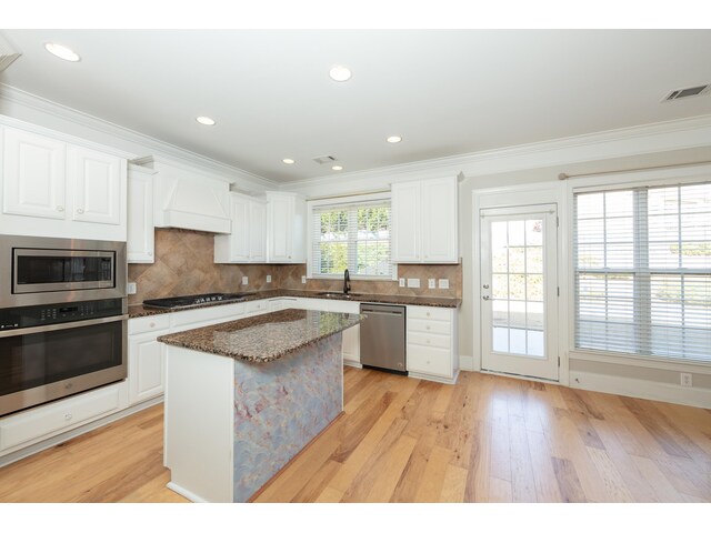 Photo of 5013 Cressingham Drive