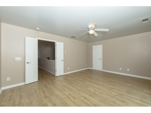 Photo of 5013 Cressingham Drive