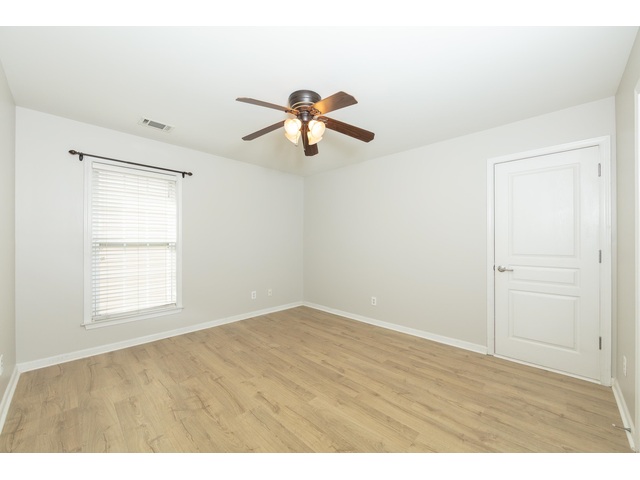 Photo of 5013 Cressingham Drive