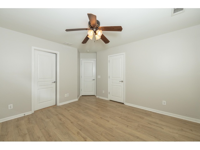 Photo of 5013 Cressingham Drive