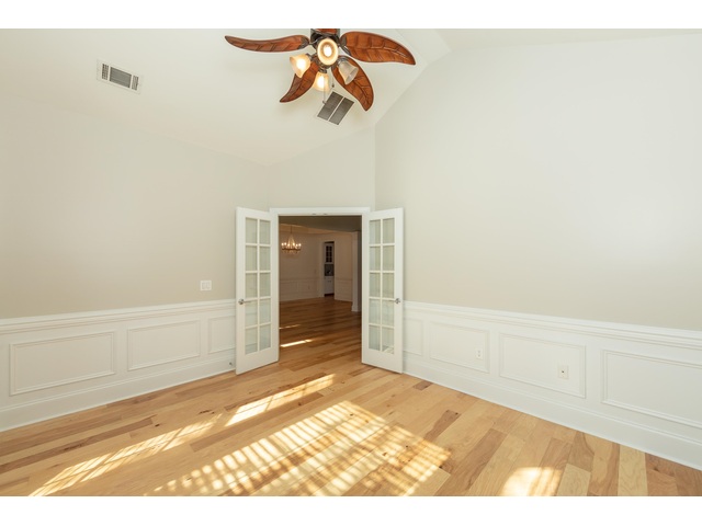 Photo of 5013 Cressingham Drive