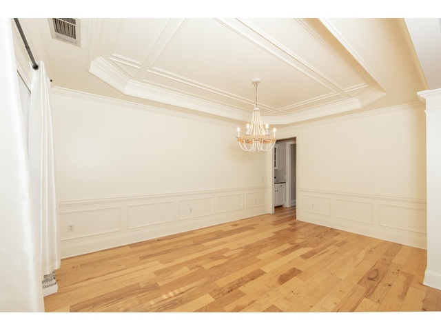 Photo of 5013 Cressingham Drive