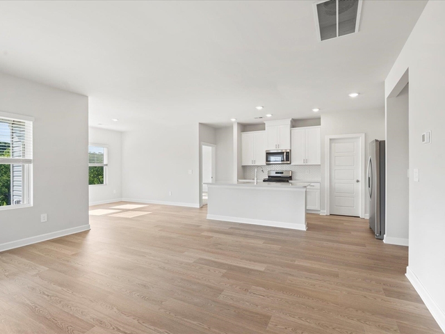Photo of 540 Ward Wilson Trail