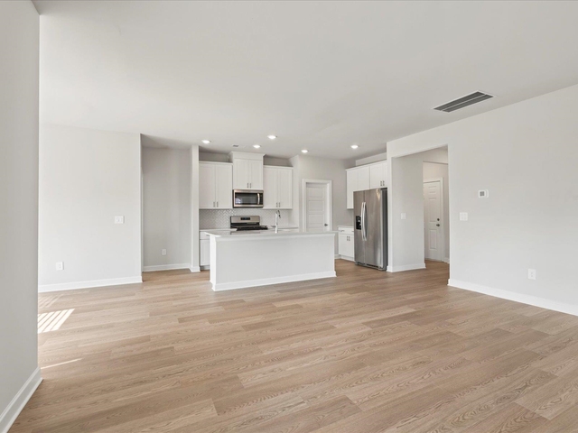 Photo of 540 Ward Wilson Trail