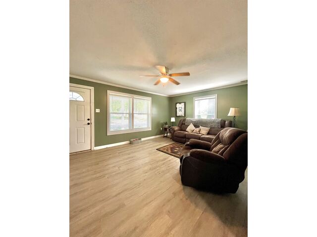 Photo of 803 Battleground Road