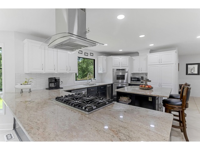 Photo of 106 Riverbank Court