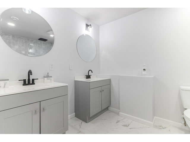 Photo of 106 Riverbank Court