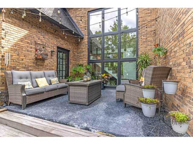 Photo of 106 Riverbank Court