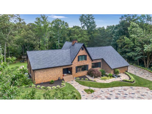 Photo of 106 Riverbank Court