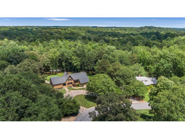 Photo of 106 Riverbank Court