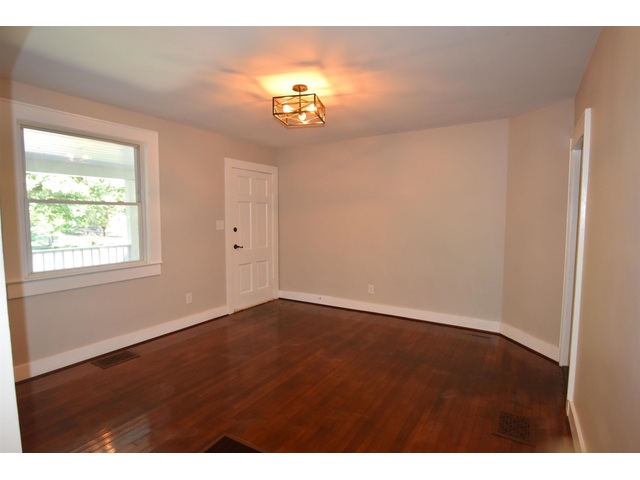 Photo of 137 S Cleveland Park