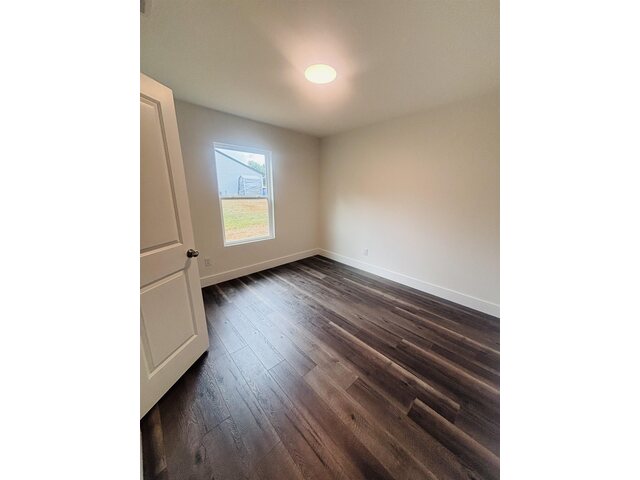 Photo of 776 Darwin Rd