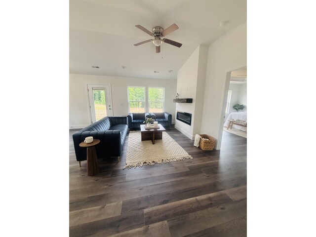 Photo of 776 Darwin Rd