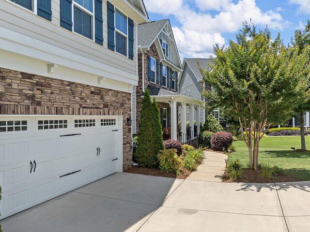 Photo of 711 Hatwood Court Photo of 711 Hatwood Court