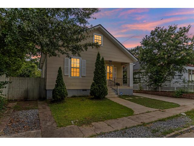 Photo of 472 Sloan Street