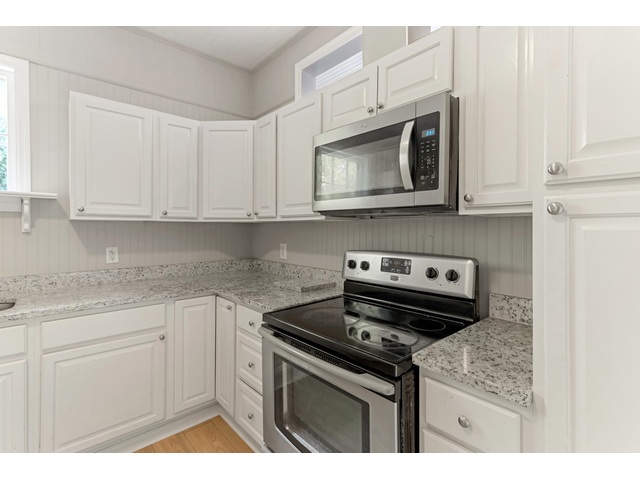 Photo of 472 Sloan Street