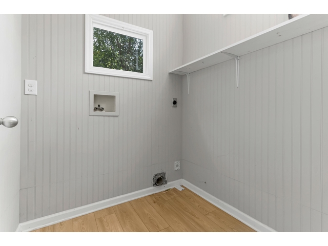 Photo of 472 Sloan Street