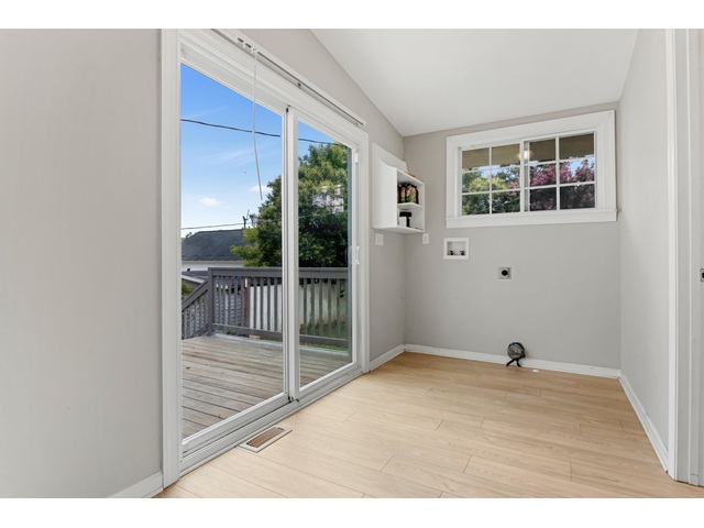 Photo of 472 Sloan Street