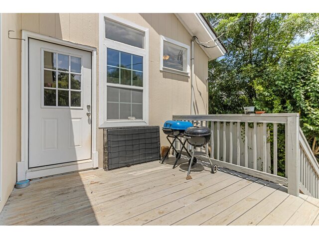 Photo of 472 Sloan Street
