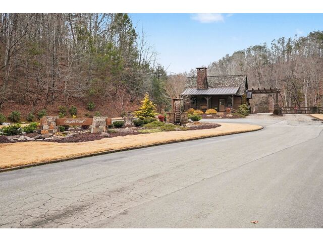 Photo of 2554 Deep Gap Farm Road