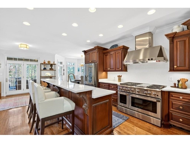 Photo of 823 Inverness Circle Photo of 823 Inverness Circle