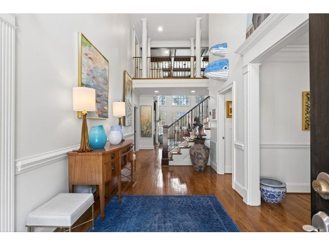 Photo of 823 Inverness Circle Photo of 823 Inverness Circle