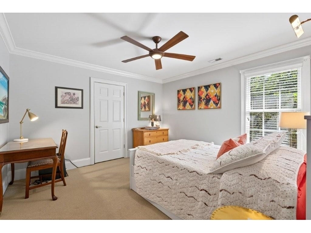 Photo of 823 Inverness Circle Photo of 823 Inverness Circle